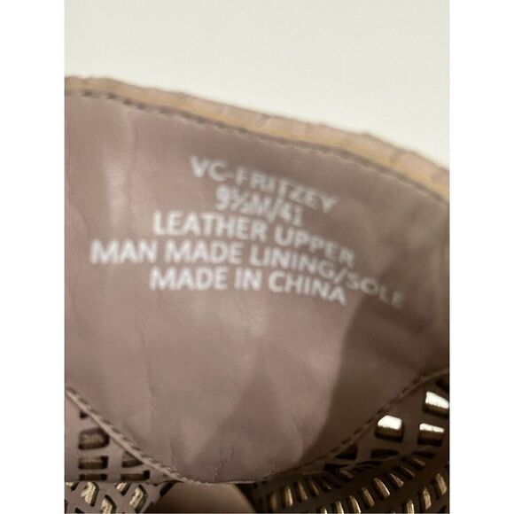 Vince Camuto Fritzey Peep Toe Bootie Beige Suede Leather Womens 9.5 - Picture 10 of 12